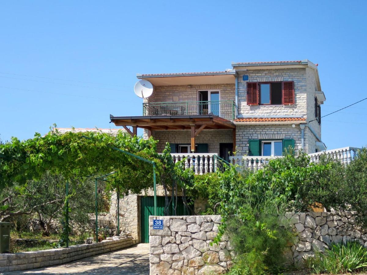 Holiday Home Basic - Tgr612 By Interhome Vinišće Dış mekan fotoğraf